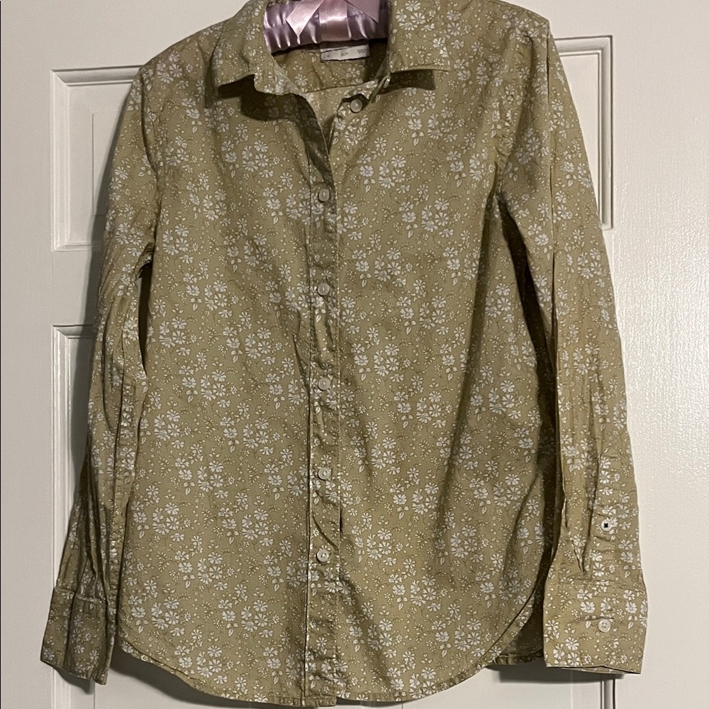 Women’s Olive Floral Button-Up Shirt